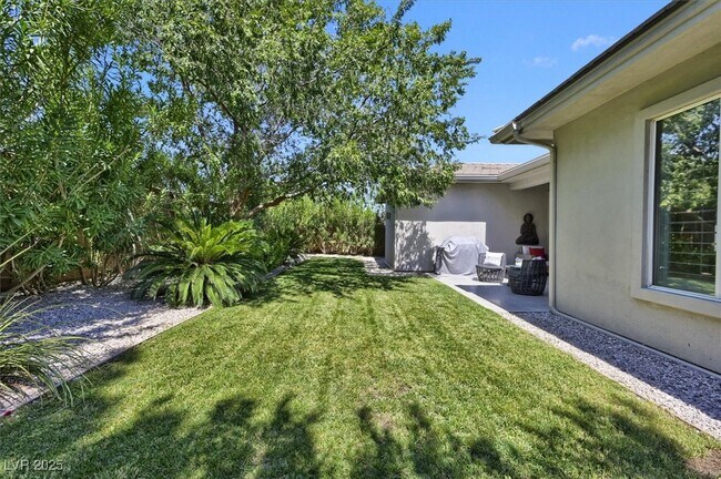 Building Photo - 609 Point Ridge Pl