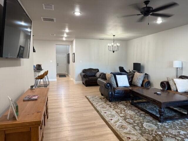 Building Photo - 5859 Urbana Pl