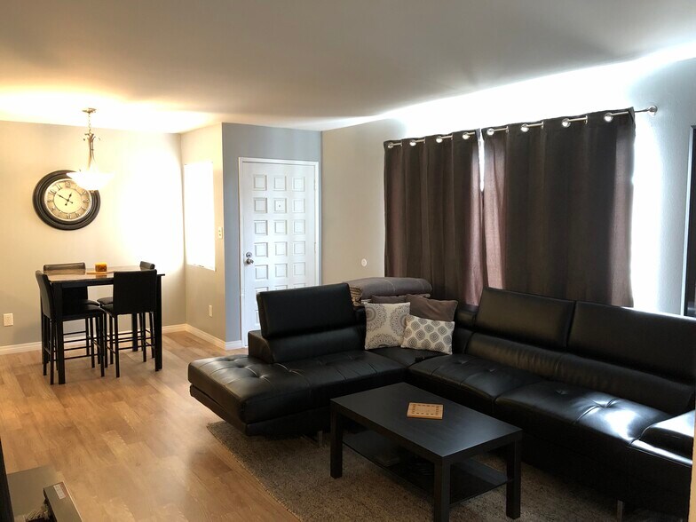Family Room - 4529 W 173rd St