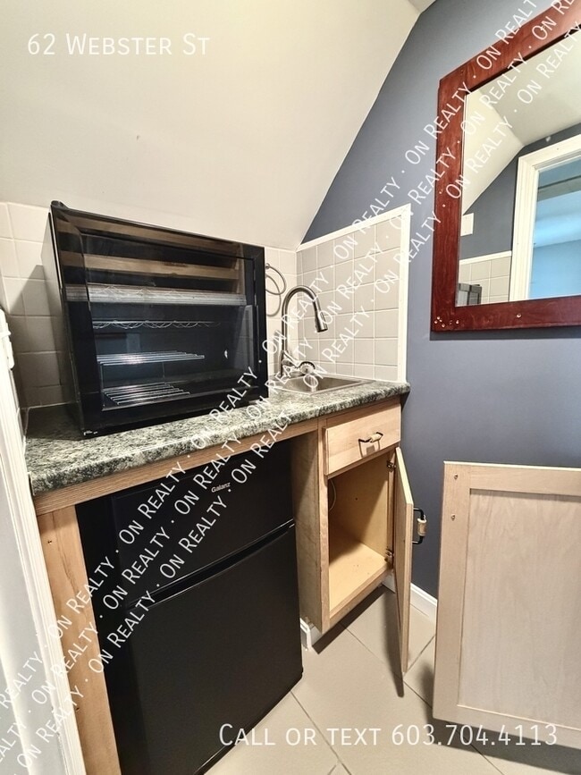 Building Photo - 62 Webster St