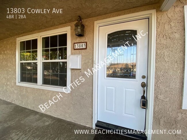 Building Photo - 13803 Cowley Ave