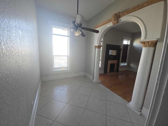 Building Photo - 501 Prospect St