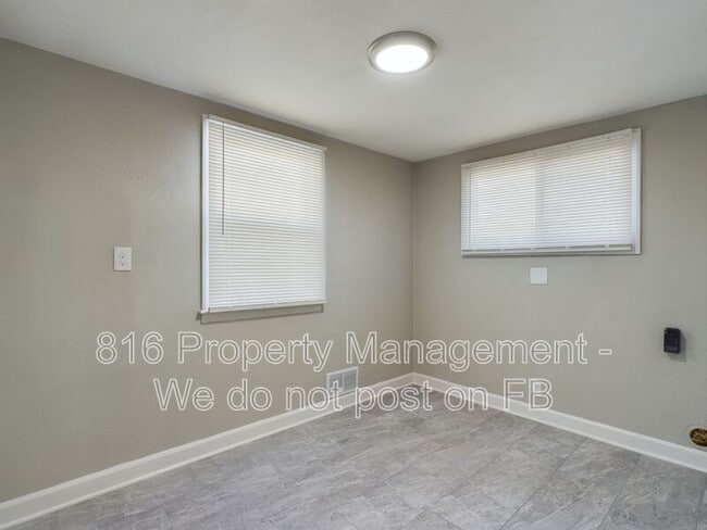 Building Photo - 9401 Bristol Ave