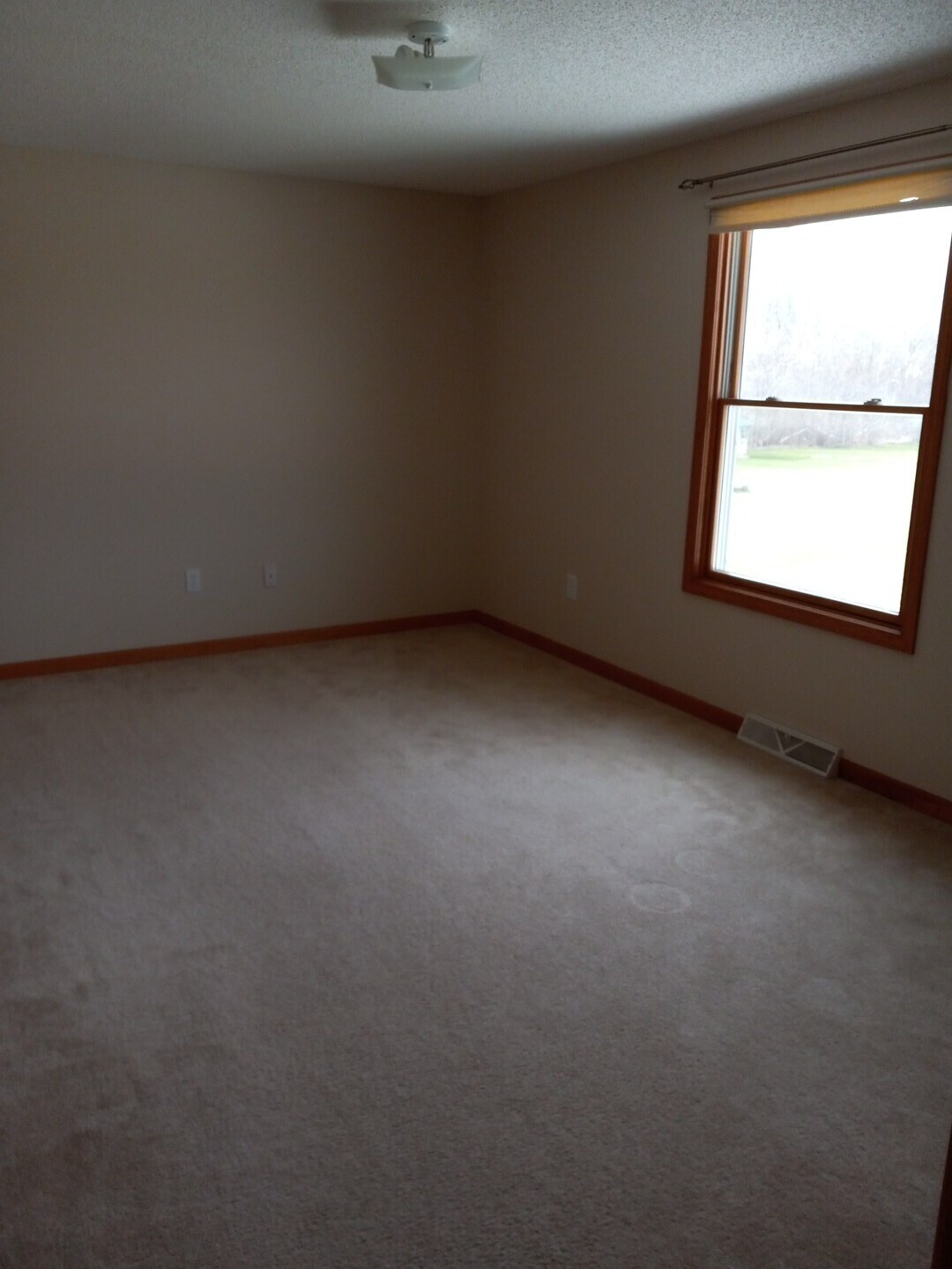 Bedroom - 9450 Lapp Rd