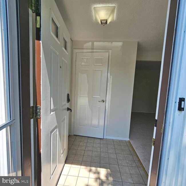 Building Photo - 5302 Harbor Ct Dr