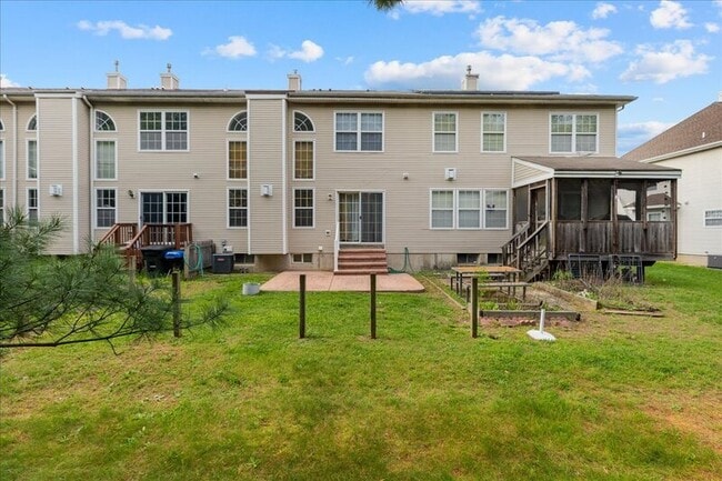 Building Photo - 95 Tattersall Dr