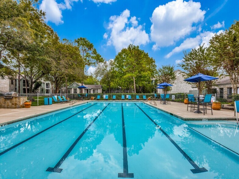 Bellevue at Clear Creek 17231 Blackhawk Blvd Friendswood TX 77546