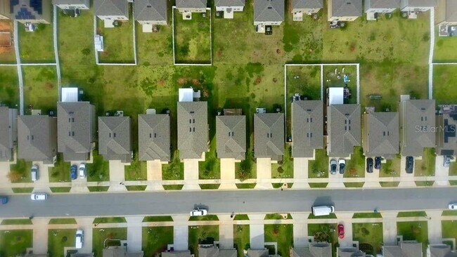 Building Photo - 1802 Sundance Chase Rd