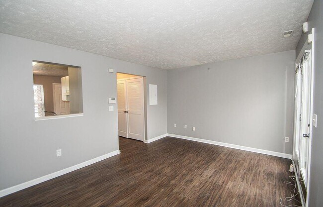 Building Photo - 506 E 38th St