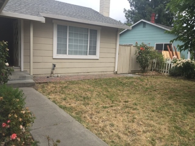Primary Photo - 3 Bedrooms, 2 Bathrooms- Plus 1bd 1ba Stud...