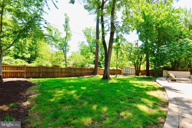Building Photo - 4316 Brookside Dr