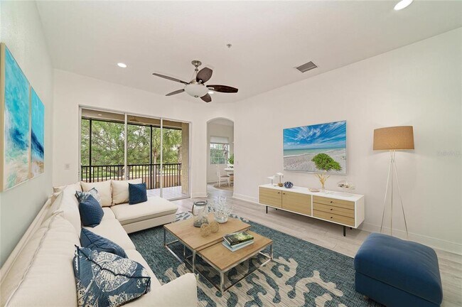 Building Photo - 8261 Miramar Way