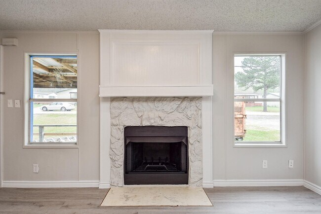 Building Photo - 12754 Roy Harris Loop