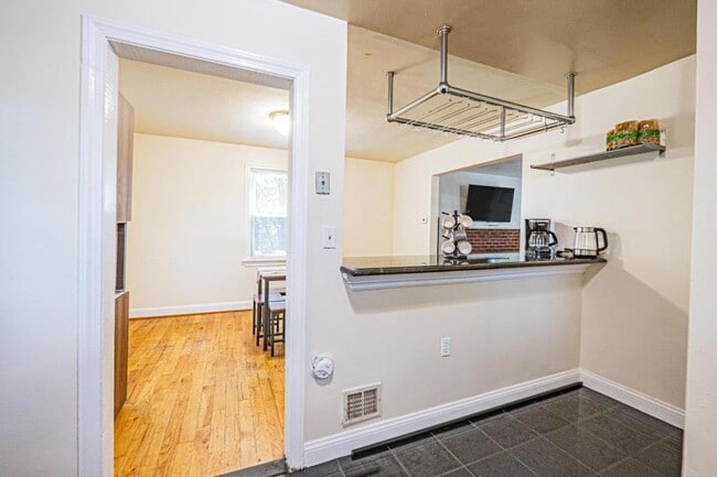 Building Photo - 8411 Potomac Ave