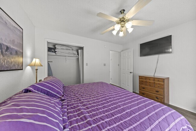 Building Photo - 126 North St