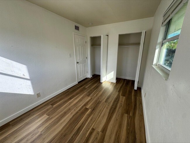 Building Photo - 788 NW 15th Pl