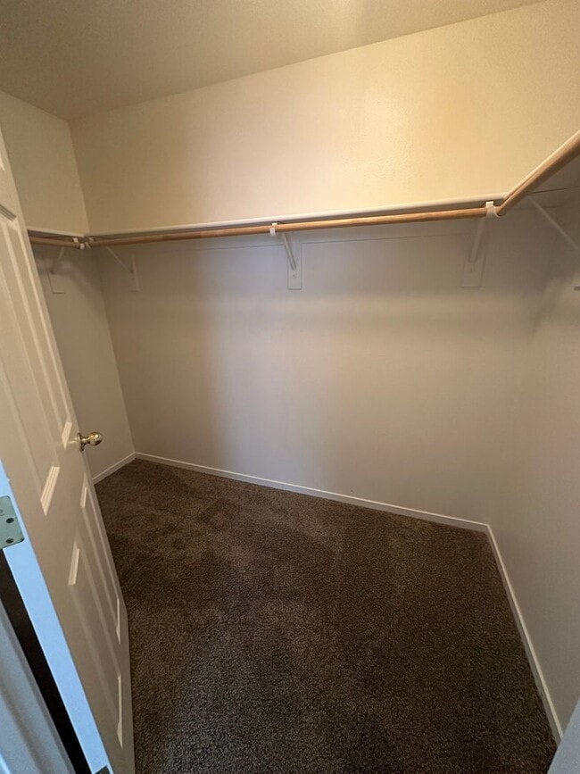 Building Photo - 3 bdr, 2 ba home for rent in Fernley