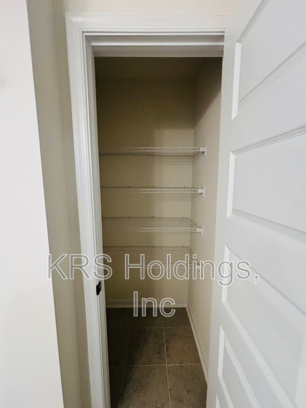 Building Photo - 2220 Patrick Dr
