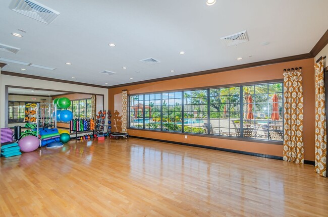 Building Photo - Beautiful Pool home in Starkey Ranch