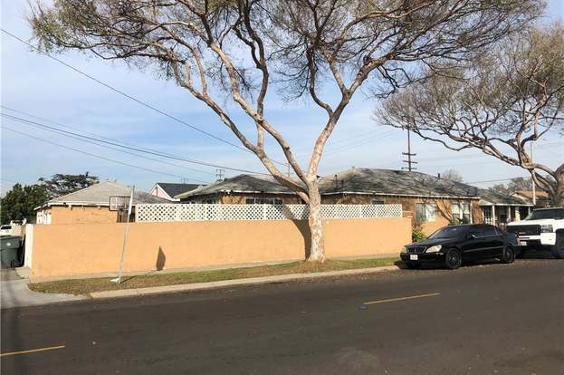 Building Photo - 17039 Crenshaw Blvd