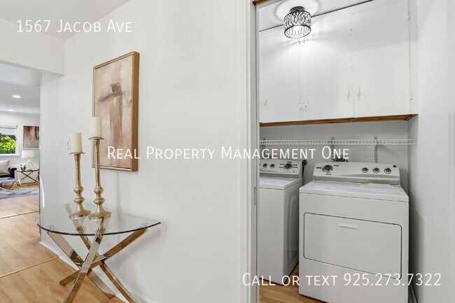 Building Photo - 1567 Jacob Ave