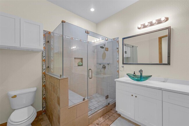 Building Photo - 25737 Glen Loch Dr