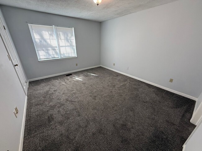 Building Photo - 208 Wynn Way