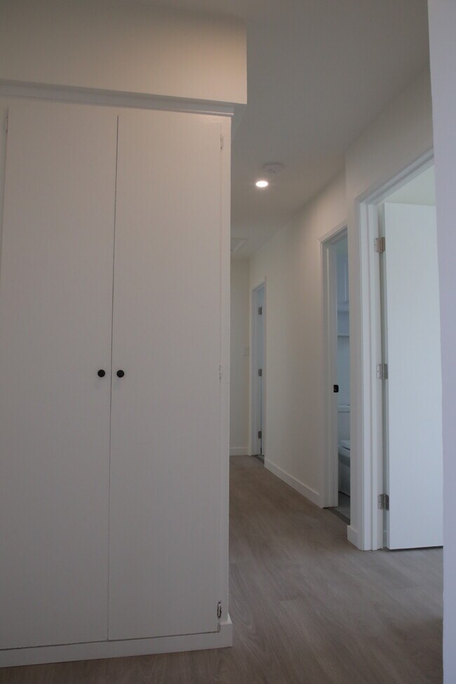 Closet - 1823 N 6th St