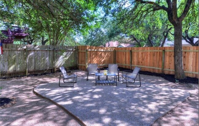 Building Photo - 1710 Palmetto Dr