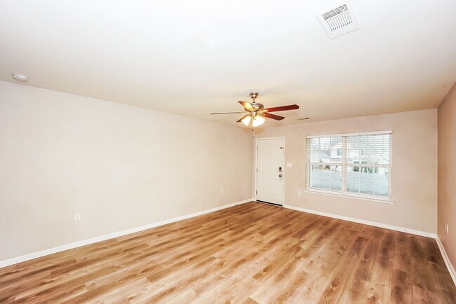 Building Photo - 1212 Chaser Ridge Ct