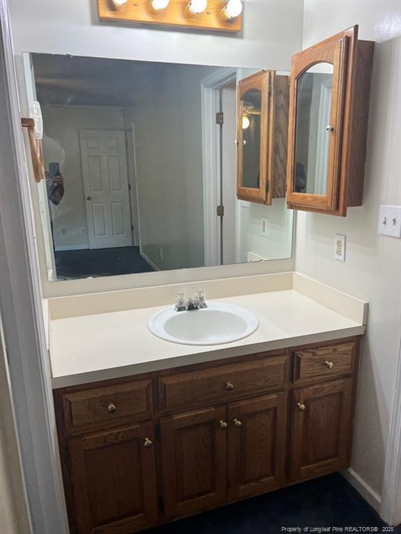 Building Photo - 5579 Quietwood Pl