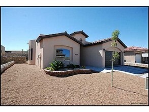 Building Photo - Gorgeous Custom Built Home for Rent