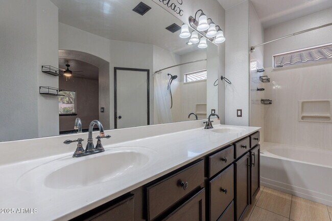 Building Photo - 11820 W Cambridge Ave