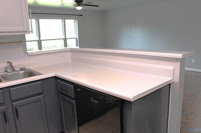 Building Photo - 351 Waters Edge Ln