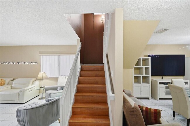 Building Photo - 13741 SW 160th Terrace