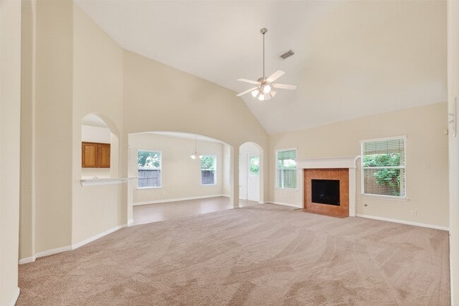 Building Photo - 24603 Colonial Elm Dr