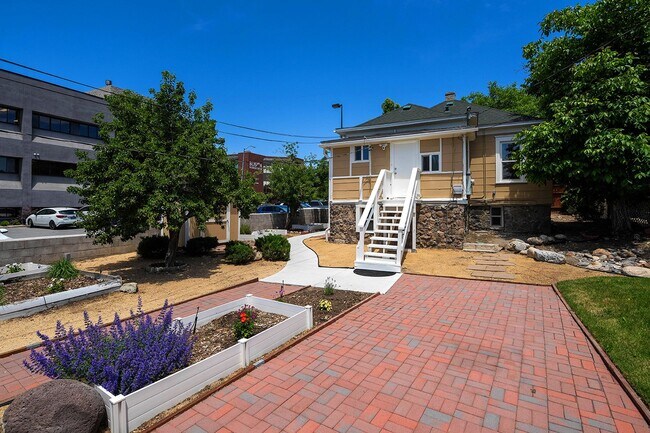 Building Photo - RYLAND 514