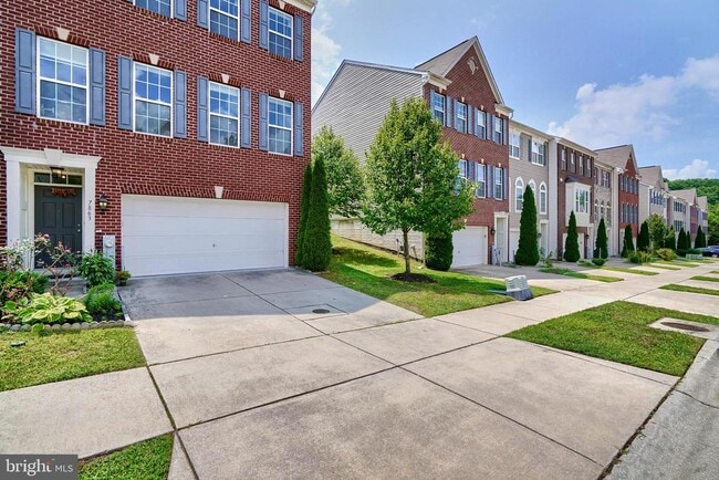 Building Photo - 7863 River Rock Way
