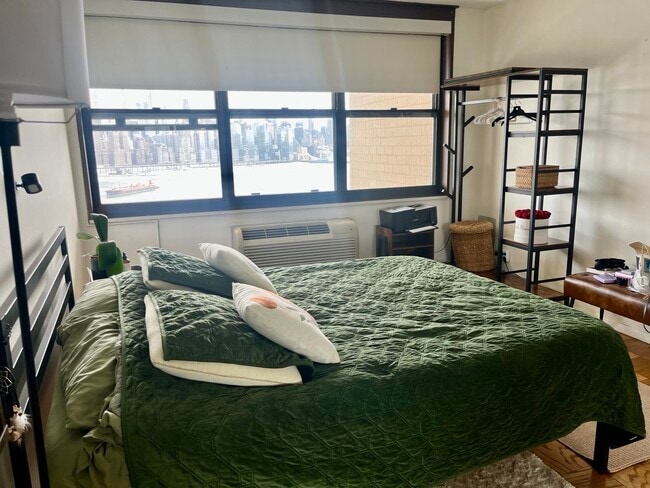 Building Photo - 7002 JFK Blvd E