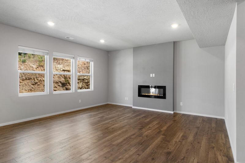 Building Photo - 12413 E Dickens Ln