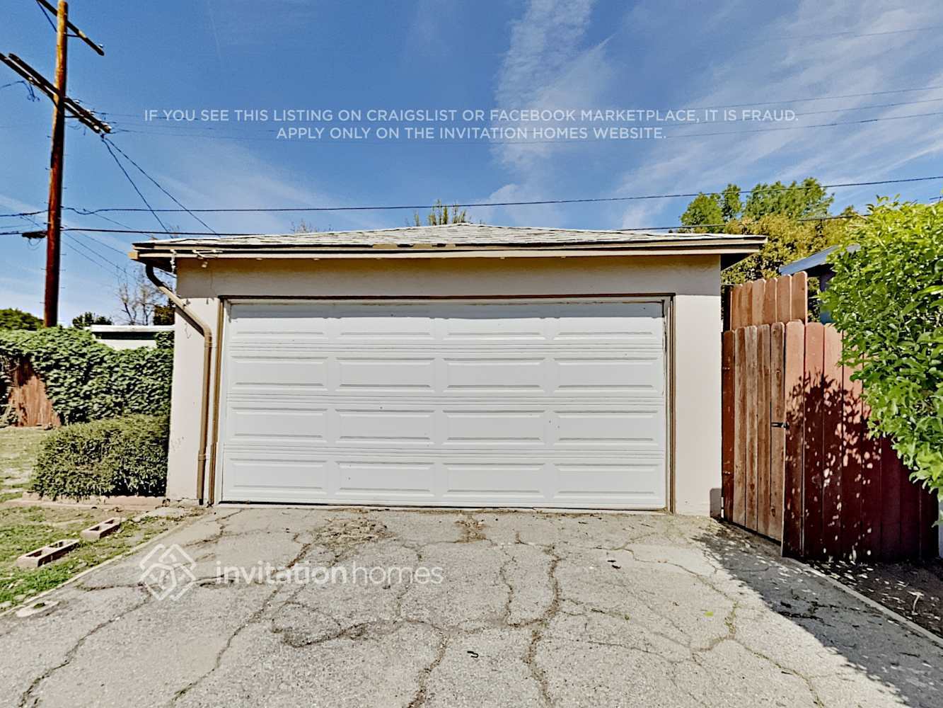 Building Photo - 18147 Archwood St