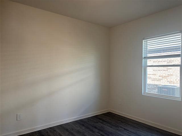 Building Photo - 751 Camden Dr