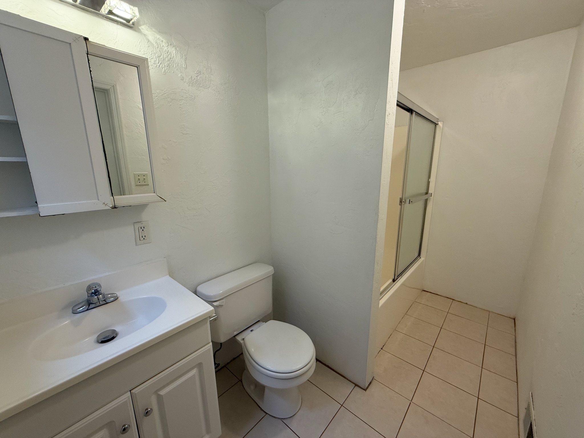 Bathroom - 3615 Dawson St