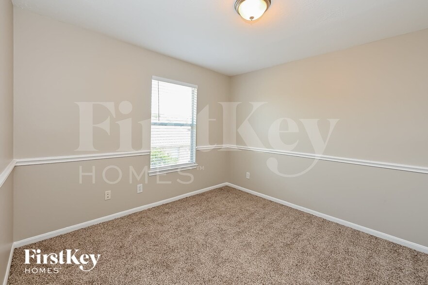Building Photo - 17811 Placid Oak Ct