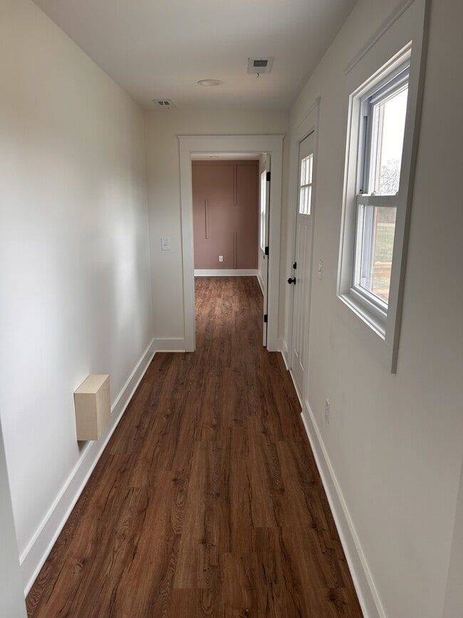 Building Photo - 6115 Zander Rd