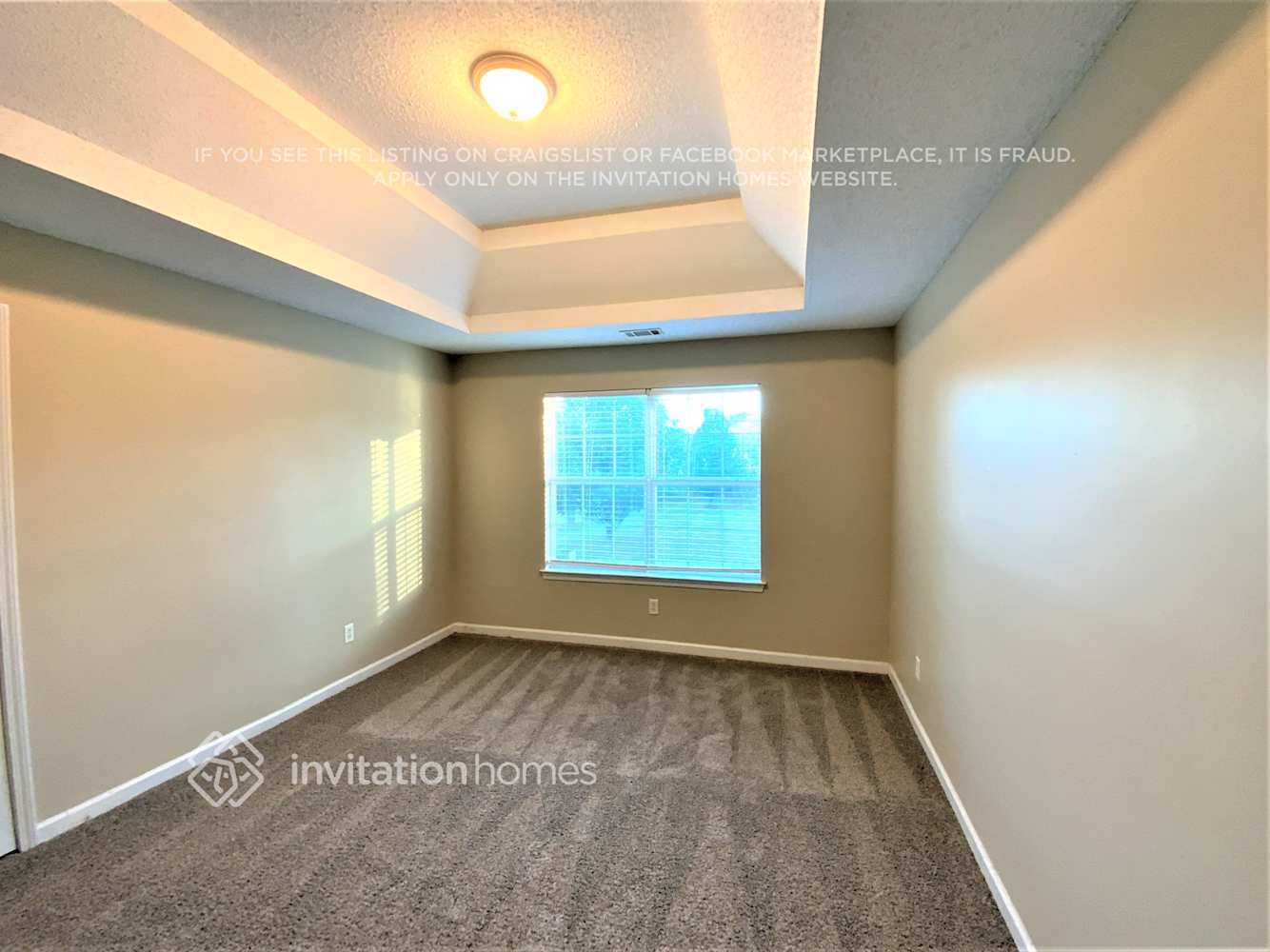 Building Photo - 261 Othello Dr
