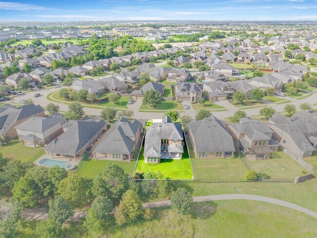 Building Photo - 28131 Scenic Shore Ln