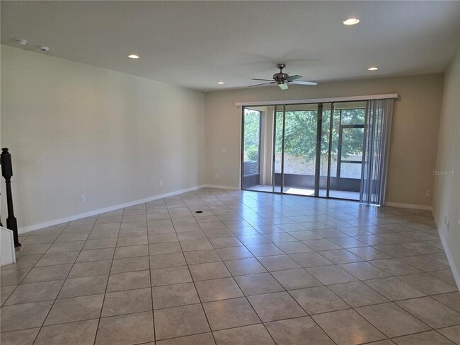 Building Photo - 1069 Pavia Dr