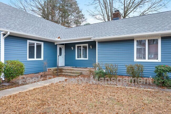 Building Photo - 3212 Vinton St