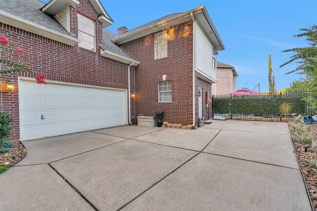 Building Photo - 3402 Haywood Ct